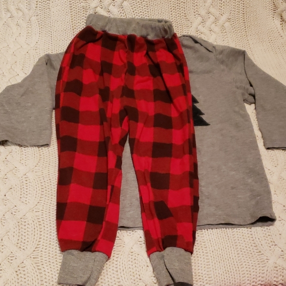 Christmas pajamas size 120 🎄 - Picture 2 of 4